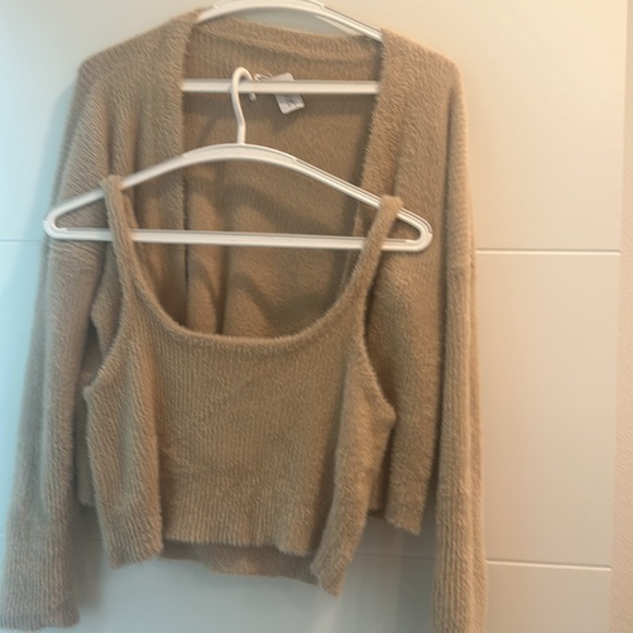 Tiggy Set in Camel- SAYLOR (Revolve) - Picture 15 of 16